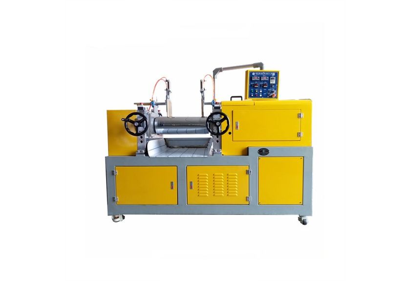 出片開煉機(jī):高效與精準(zhǔn)的塑料加工利器-1